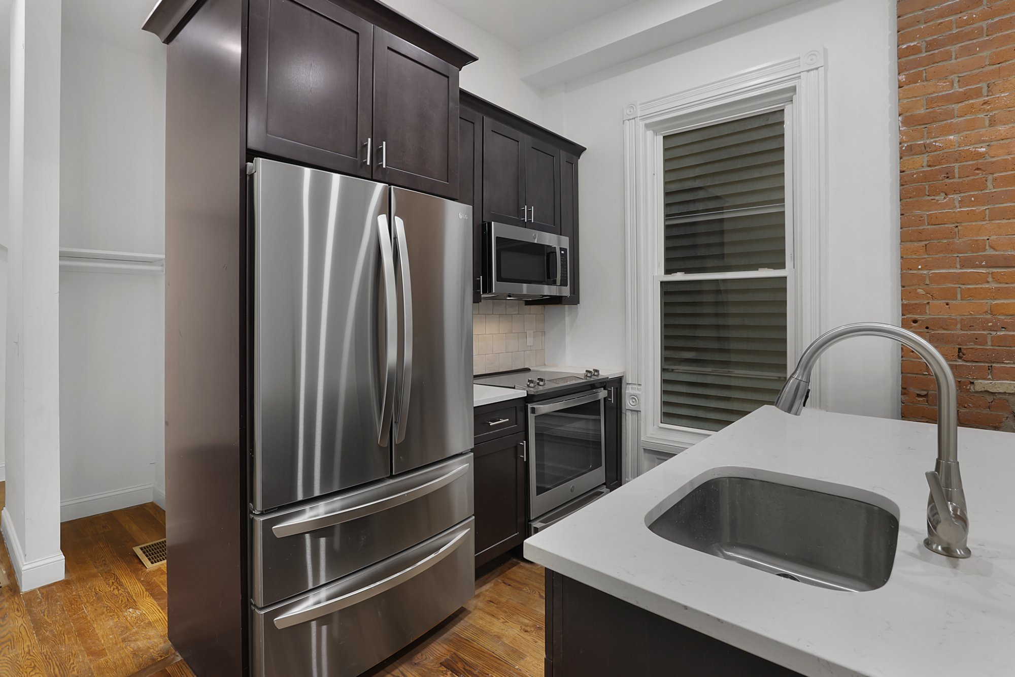 57TrumbullSt_Apt1M_NewHaven_CT-4.jpg
