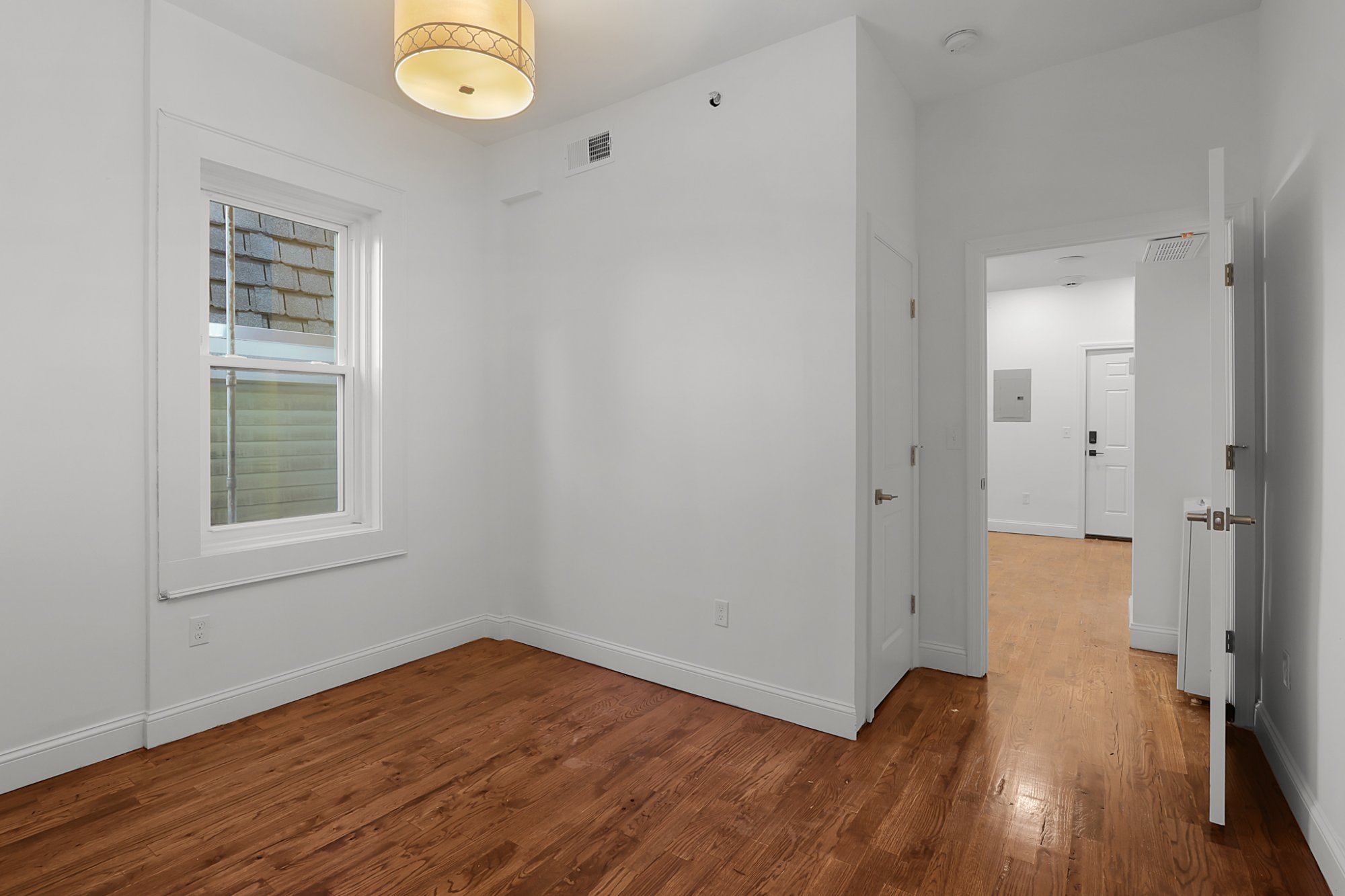 57TrubullSt_NewHaven_CT-Apt2R-7.jpg