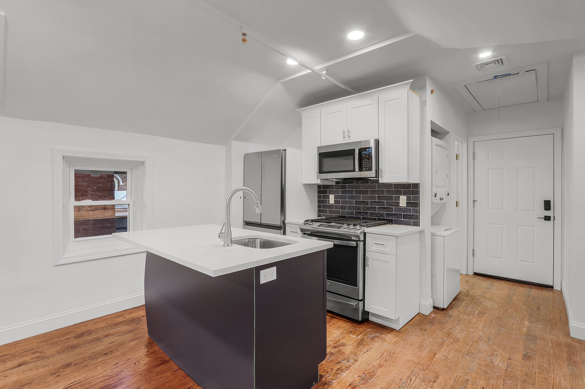 57TrubullSt_NewHaven_CT-Apt3-5.jpg